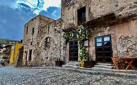 Hotel Mina Real